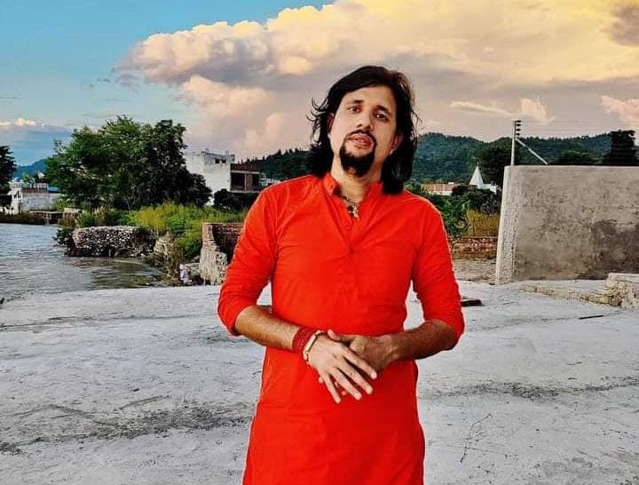 Prayagraj: नैनी जेल के हाई सिक्योरिटी बैरक से हटाए गए आनंद गिरि, जम्मू कश्मीर लाए गए 44 आंतकी बने कारण