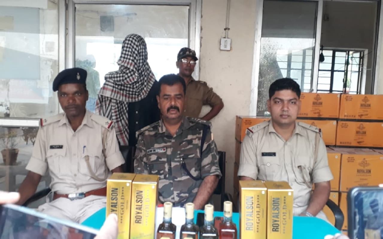 अरुणाचल प्रदेश की अवैध शराब बिहार में खपाने की थी तैयारी, झारखंड में शराब लदी गाड़ी जब्त, ड्राइवर को जेल