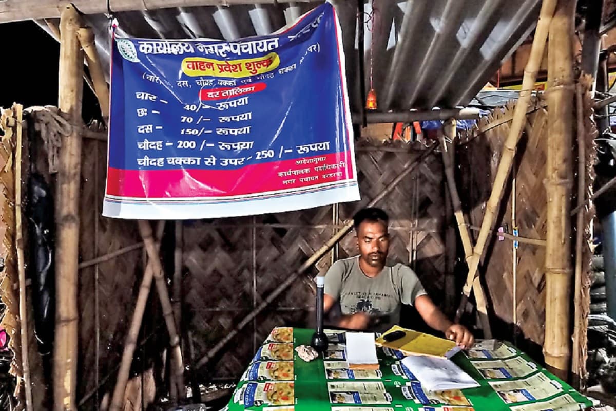 साहेबगंज के बरहरवा टोल से खुली अवैध खनन की पोल, अब नहीं मिल रहा है उसका संचालक