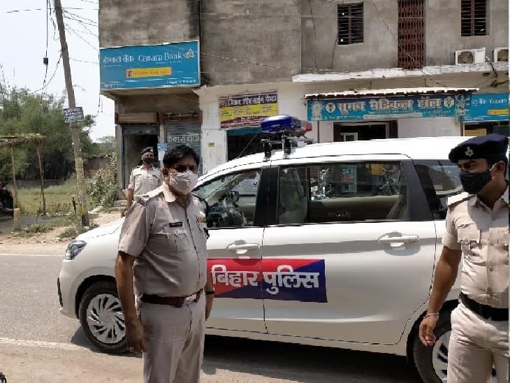 Bettiah Kidnapping:  नरकटियागंज लौट रहे रिटायर्ड लेबर इंस्पेक्टर का अपहरण, अपराधी को पास था नकली पिस्टल