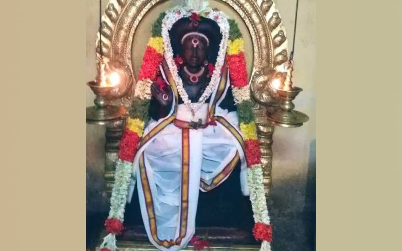 Ganesh Chaturthi: भारत का इकलौता मंदिर जहां भगवान गणेश के मानवीय चेहरे की होती है पूजा, जानें कहां है वो