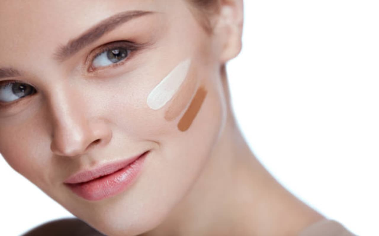 BEAUTY TIPS : आपके लिए कौन सा फाउंडेशन शेड है बेस्ट, फॉलो करें ये टिप्स