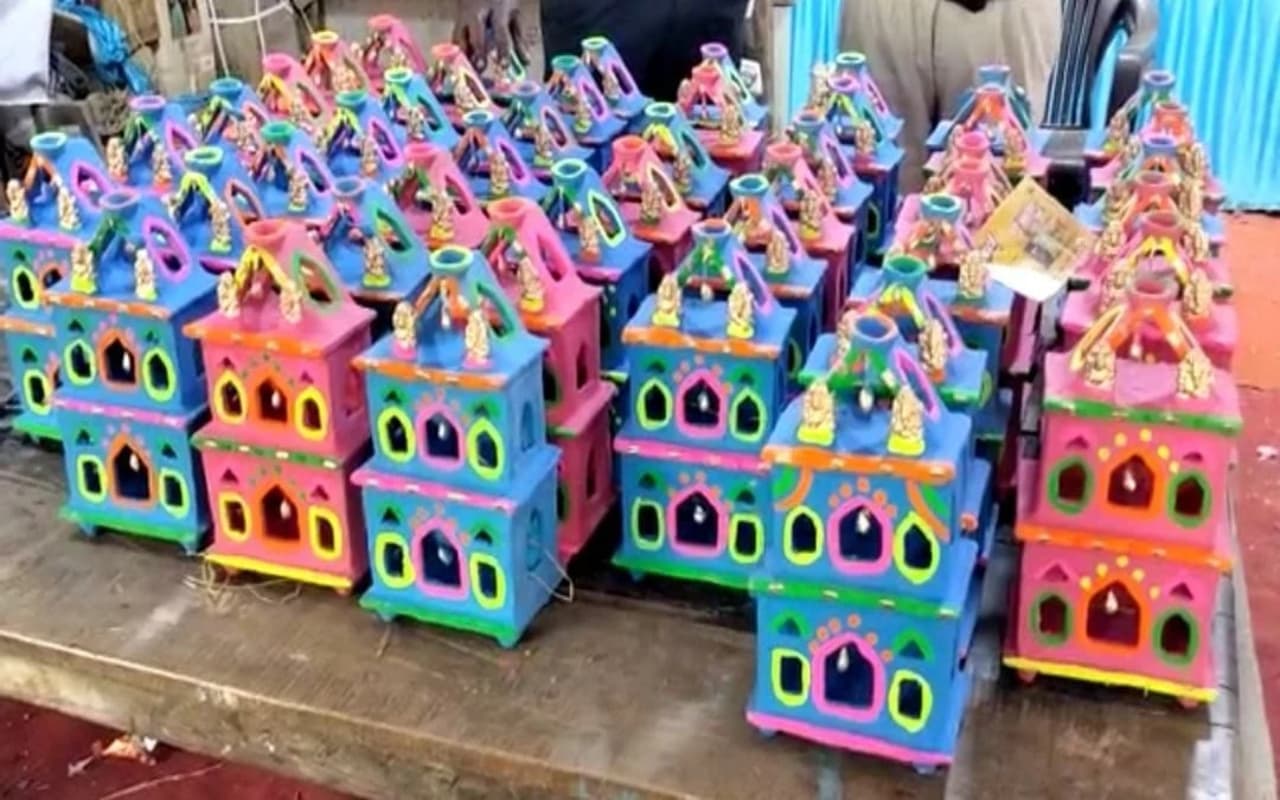 Photos: दिवाली पर क्यों बनाया जाता है मिट्टी का घरौंदा? जानें इसके पीछे की कहानी