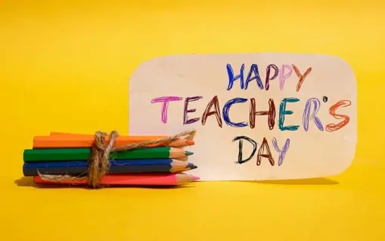 Happy Teachers Day: अपने टीचर्स को इन हाइटेक तरीकों से दें टीचर्स डे की बधाई Happy Teachers Day: अपने टीचर्स को इन हाइटेक तरीकों से दें टीचर्स डे की बधाई