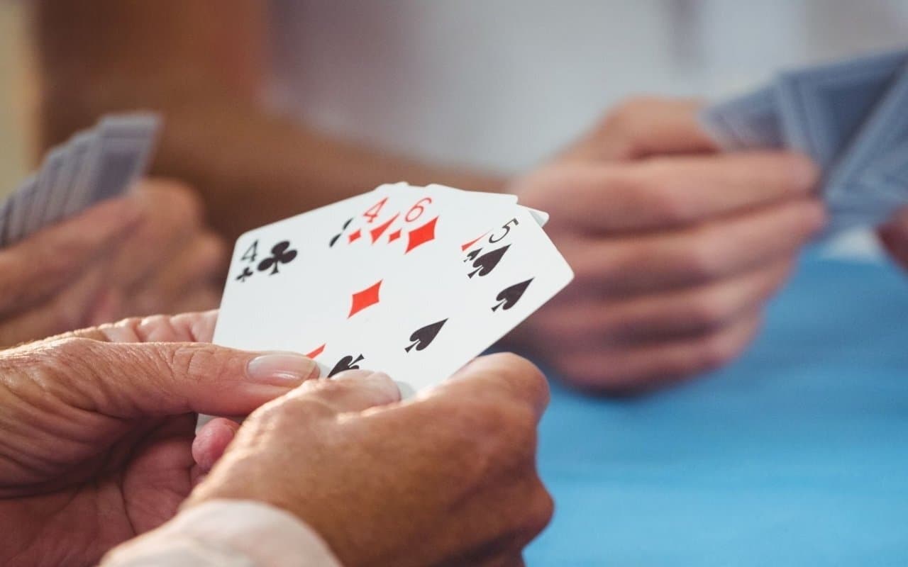 Diwali: इस दिवाली कार्ड गेम में इन राशियों को हरा पाना नामुमकिन, जानें क्या आपकी राशि भी है इस लिस्ट में शामिल