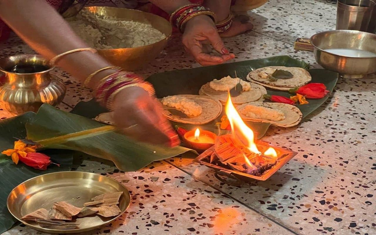 देवघर सेंट्रल जेल में भी गूंज रहे छठ के गीत, सजावार बंदी कर रहीं व्रत