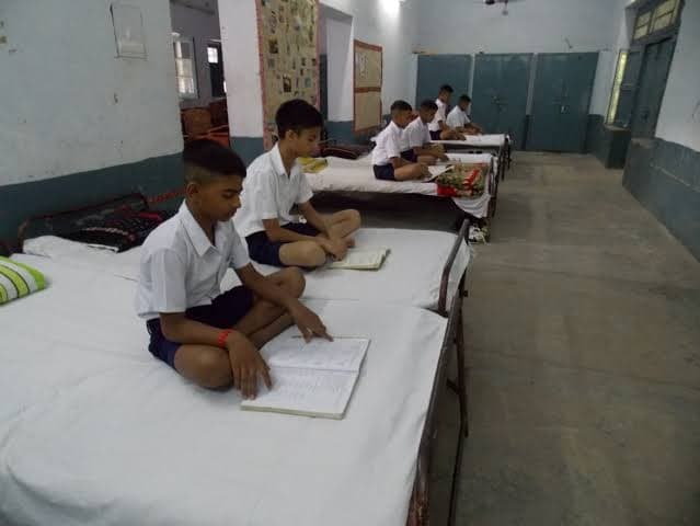 उत्तर प्रदेश सैनिक स्कूल में एडमिशन के लिए अप्लाई करने का अब भी है मौका, जानें आवेदन का तरीका और तारीख़