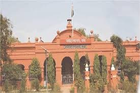 न आइसीसीयू, न अल्ट्रासाउंड, रात में अंधेरा, विकास के नाम पर पेवर ब्लॉक लगा सदर अस्पताल को किया चकाचक