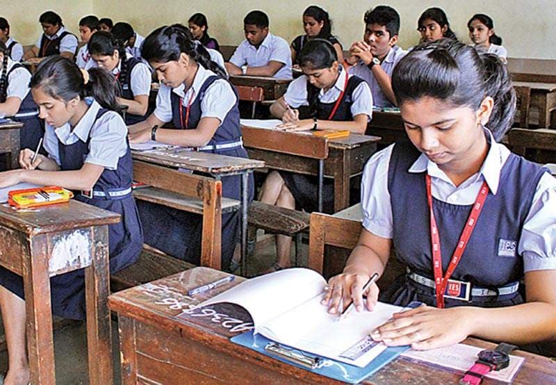 School Reopening : 1 सितंबर से देश में फिर से खुलेंगे स्कूल! टीचर्स व स्टूडेंट्स को करना होगा यह काम