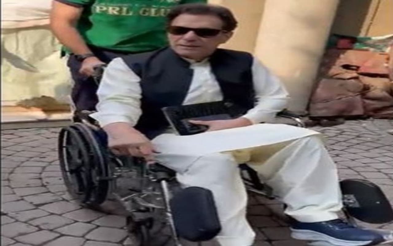 Pakistan: पैर में दर्द और सूजन के बावजूद इस्लामाबाद हाई कोर्ट के सामने पेश होंगे इमरान खान