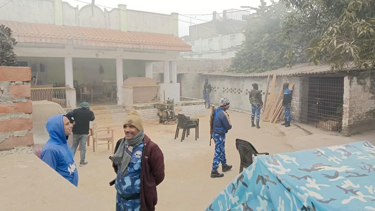 भागलपुर में ईंट-भट्ठा कारोबारी के घर इनकम टैक्स का रेड, तीन करोड़ से ज्यादा कैश और आभूषण बरामद