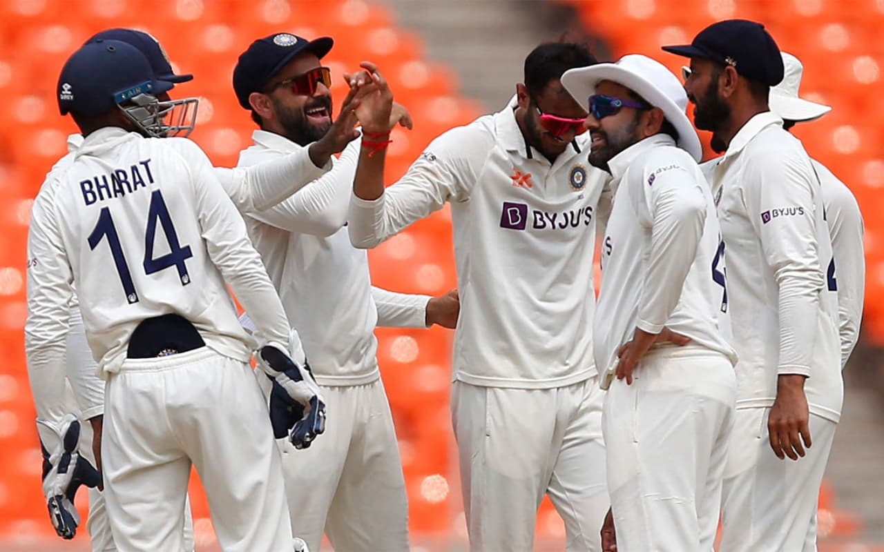 IND vs AUS: टीम इंडिया को मिली दोहरी खुशी, पहले WTC फाइनल का टिकट किया पक्का, अब BGT पर किया कब्जा IND vs AUS: टीम इंडिया को मिली दोहरी खुशी, पहले WTC फाइनल का टिकट किया पक्का, अब BGT पर किया कब्जा