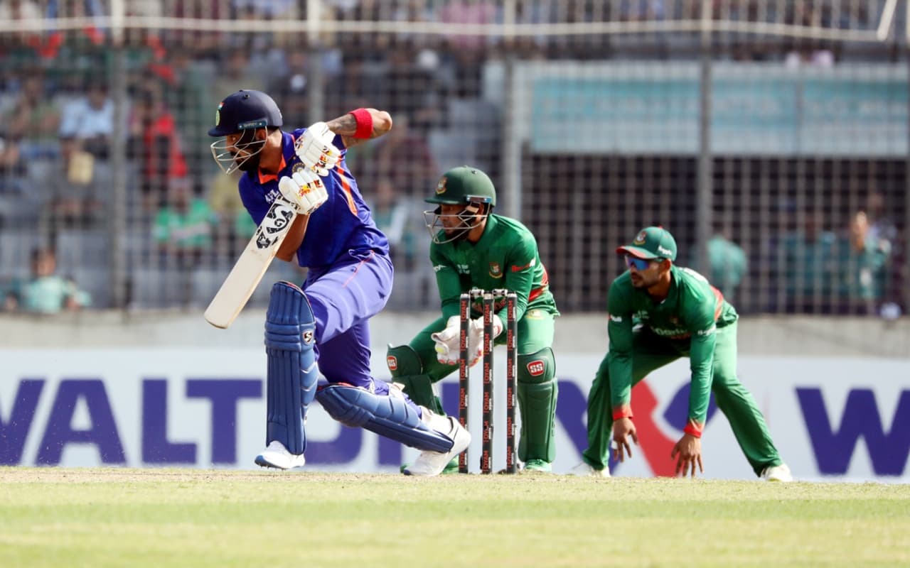 IND vs BAN: दूसरे वनडे में जीत के इरादे से उतरेगी टीम इंडिया, हार का लेगी बदला, जानें कब-कहां देखें लाइव