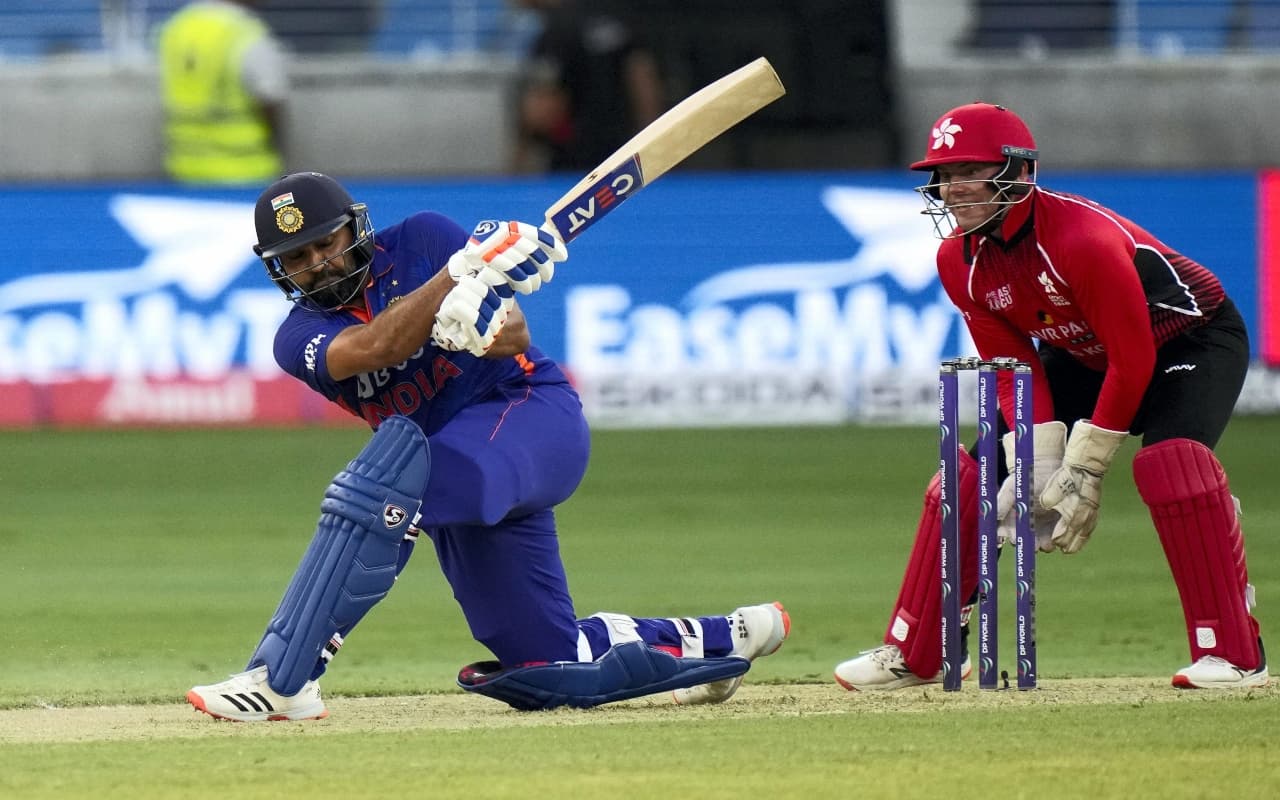 Asia Cup 2022: रोहित शर्मा ने बनाया नया रिकॉर्ड, टी20 क्रिकेट में ऐसा करने वाले पहले बल्लेबाज बने