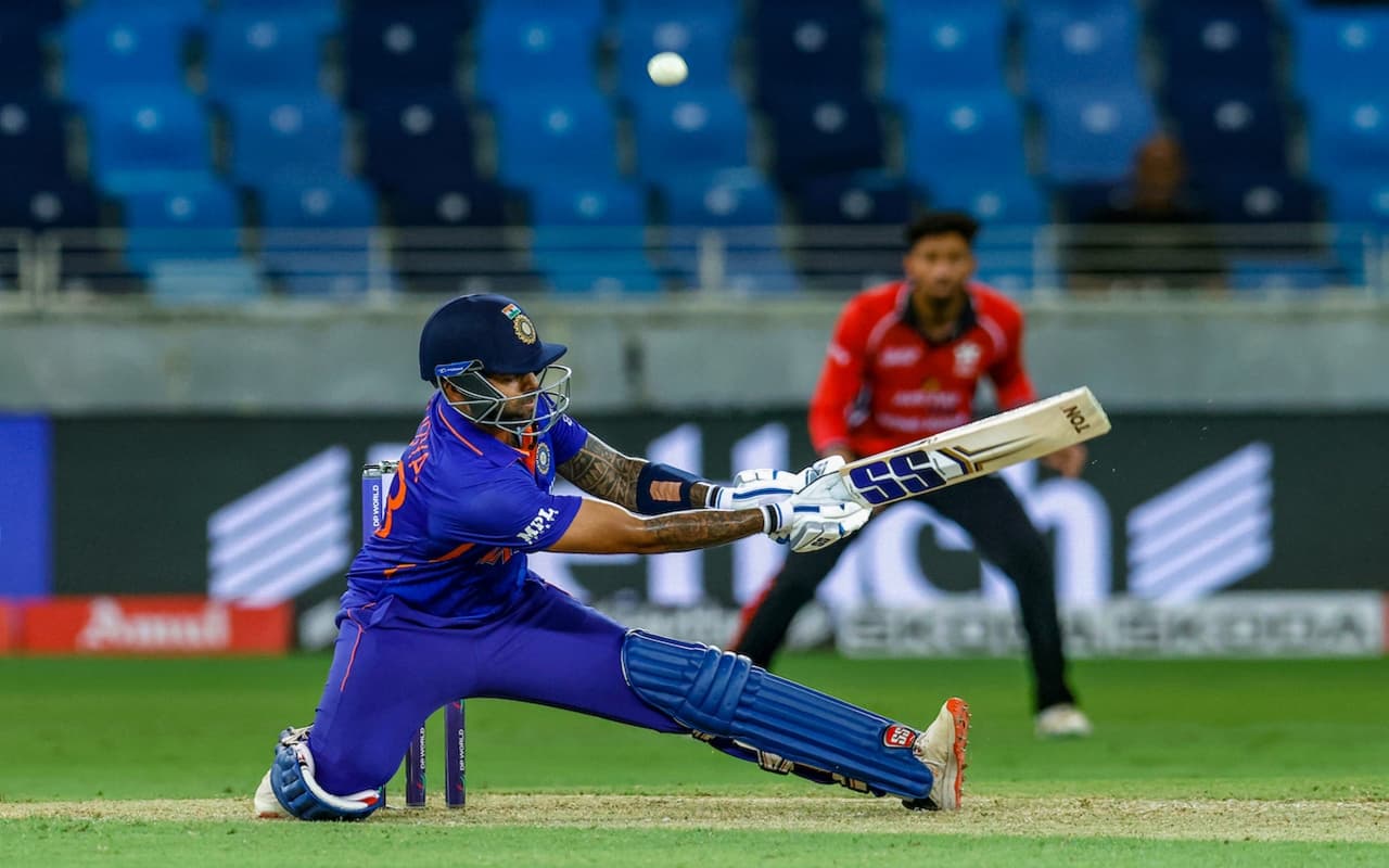 IND vs HK Highlights: भारत ने हांगकांग को चटाई धूल, सुपर 4 में पहुंची टीम इंडिया, देखें खास तस्वीरें