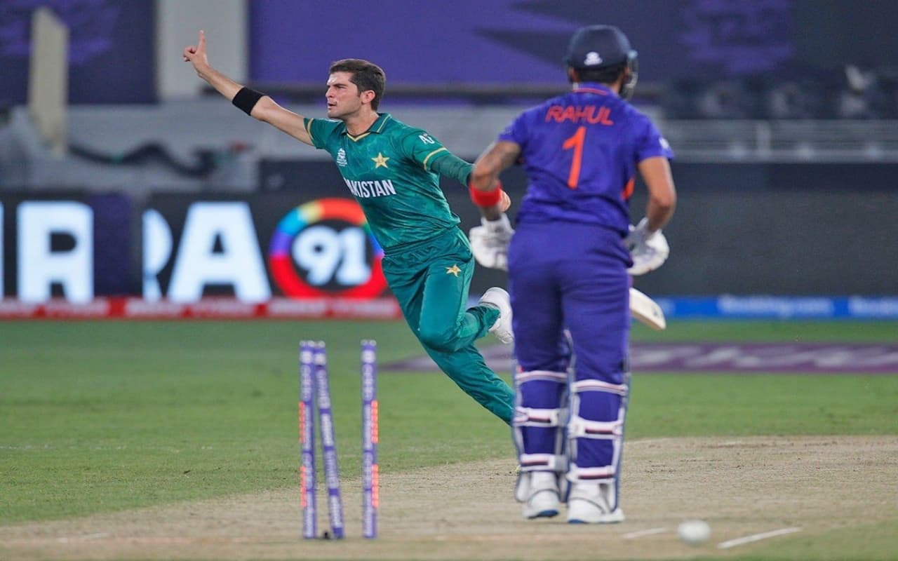 T20 World Cup: मेलबर्न में पहली बार पाकिस्तान से भिड़ेगा भारत, जानिए कैसा रहा है टीम इंडिया का रिकॉर्ड T20 World Cup: मेलबर्न में पहली बार पाकिस्तान से भिड़ेगा भारत, जानिए कैसा रहा है टीम इंडिया का रिकॉर्ड
