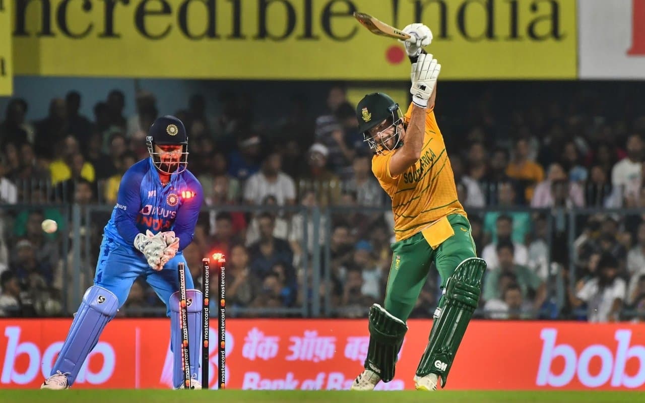 IND vs SA: भारत और दक्षिण अफ्रीका के बीच कल होगा पहला ODI मुकाबला, इन खिलाड़ियों पर होगी नजर, देखें टीमें IND vs SA: भारत और दक्षिण अफ्रीका के बीच कल होगा पहला ODI मुकाबला, इन खिलाड़ियों पर होगी नजर, देखें टीमें