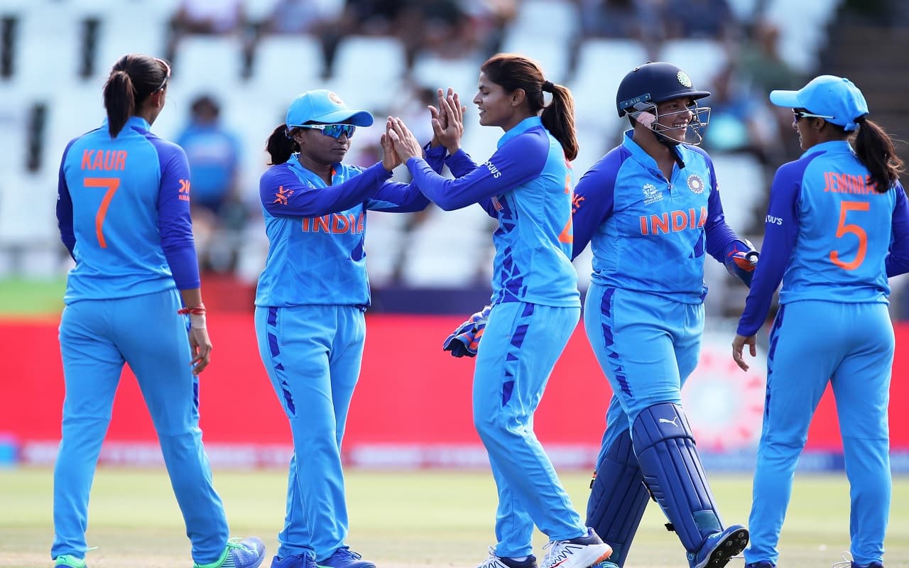 Women's T20 WC Points Table: पाकिस्तान की हार से भारत को हुआ बड़ा फायदा, जानें प्वाइंट्स टेबल का ताजा हाल