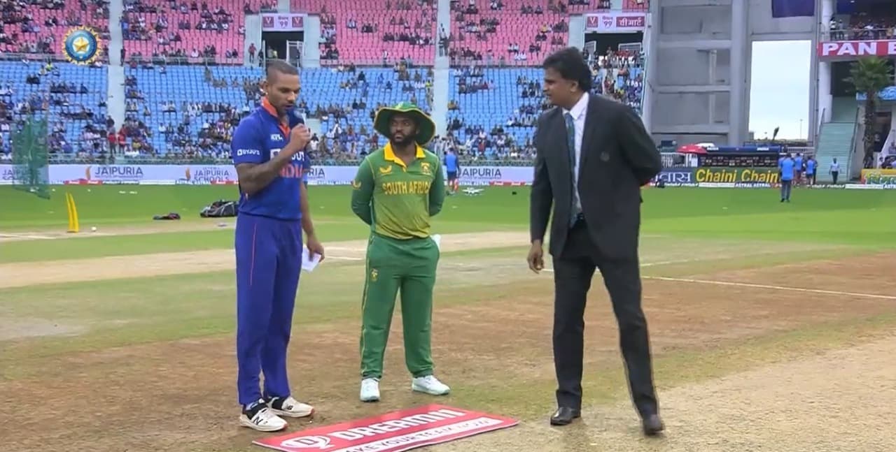 IND vs SA ODI: इकाना स्‍टेड‍ियम में टॉस जीतकर टीम इंड‍िया ने क‍िया पहले बॉल‍िंंग का फैसला, घटे ओवर