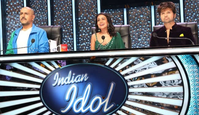 Indian Idol 12 : युवराज की आपबीती सुन भावुक हुए हिमेश रेशमिया, कभी सेट पर ही झाड़ू लगाते थे...