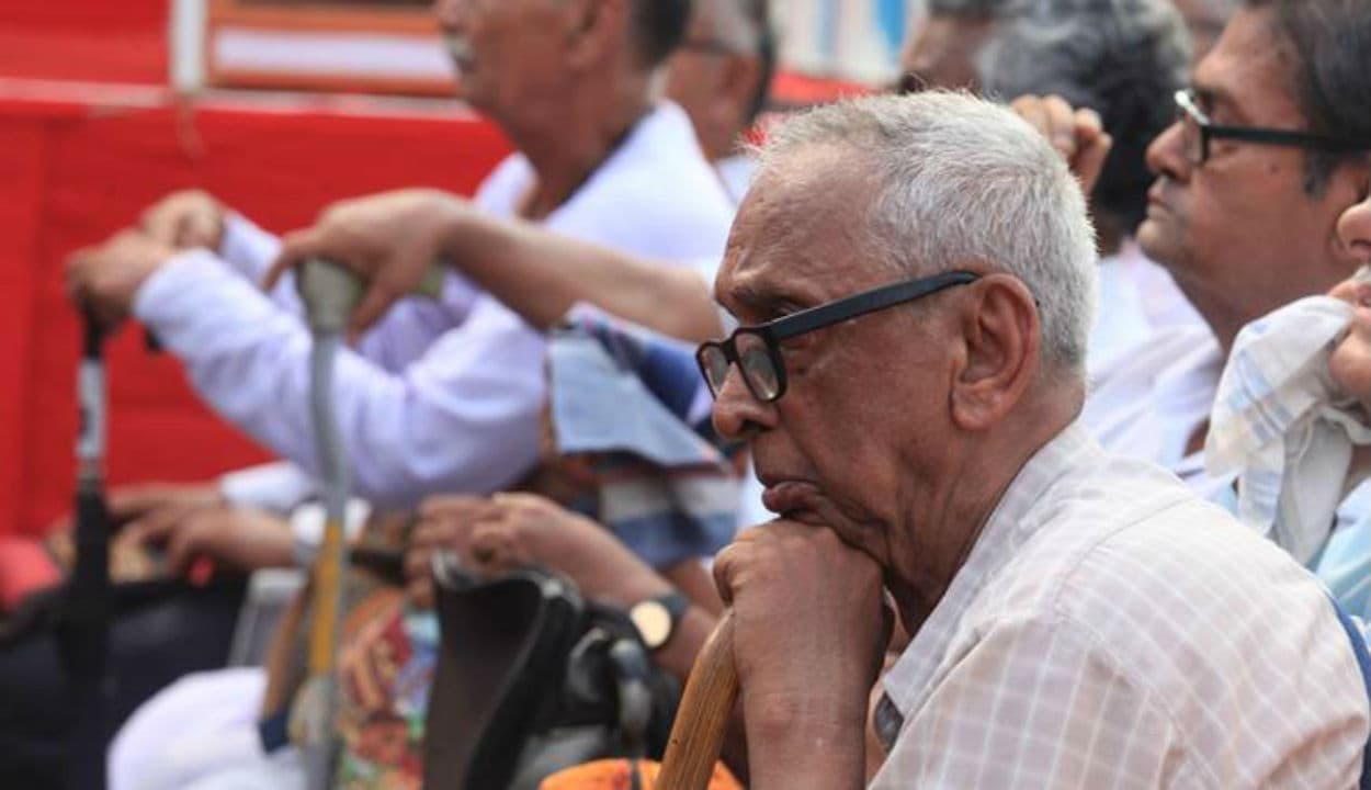 रिपोर्ट: बिहार में अगले 20 वर्षों में किशोरों की आबादी में होगी कमी, बुजुर्गों में होगा इजाफा