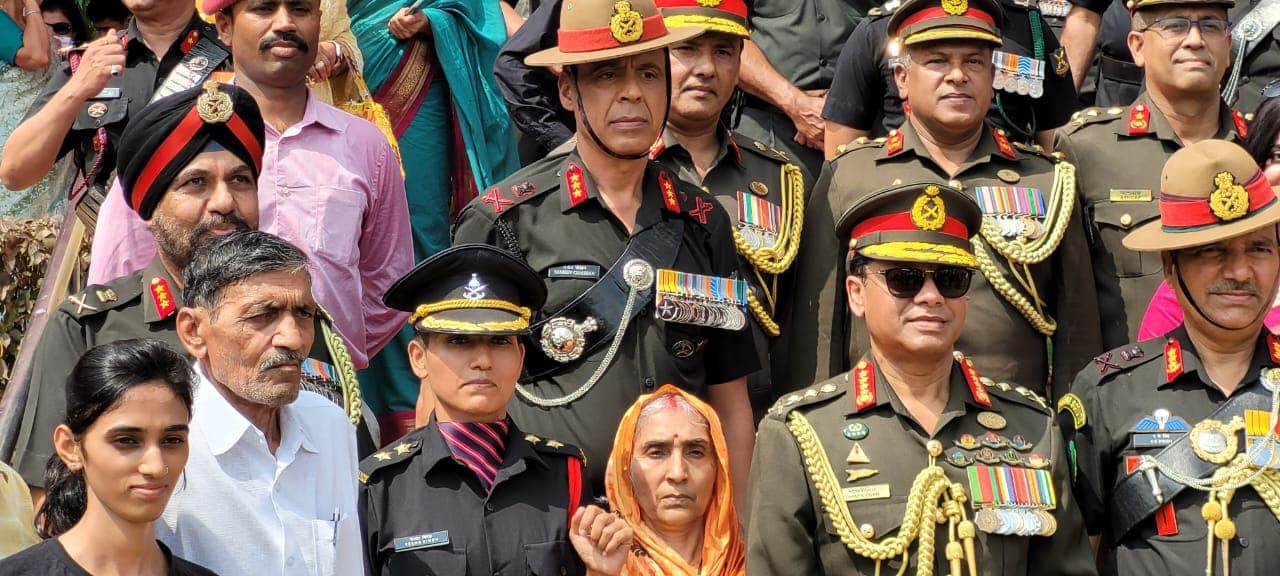 'सेना में युवाओं को मिले तीन साल की इंटर्नशिप' कोरोना संकट में बढ़ी बेरोजगारी के बीच जबरदस्त सुझाव