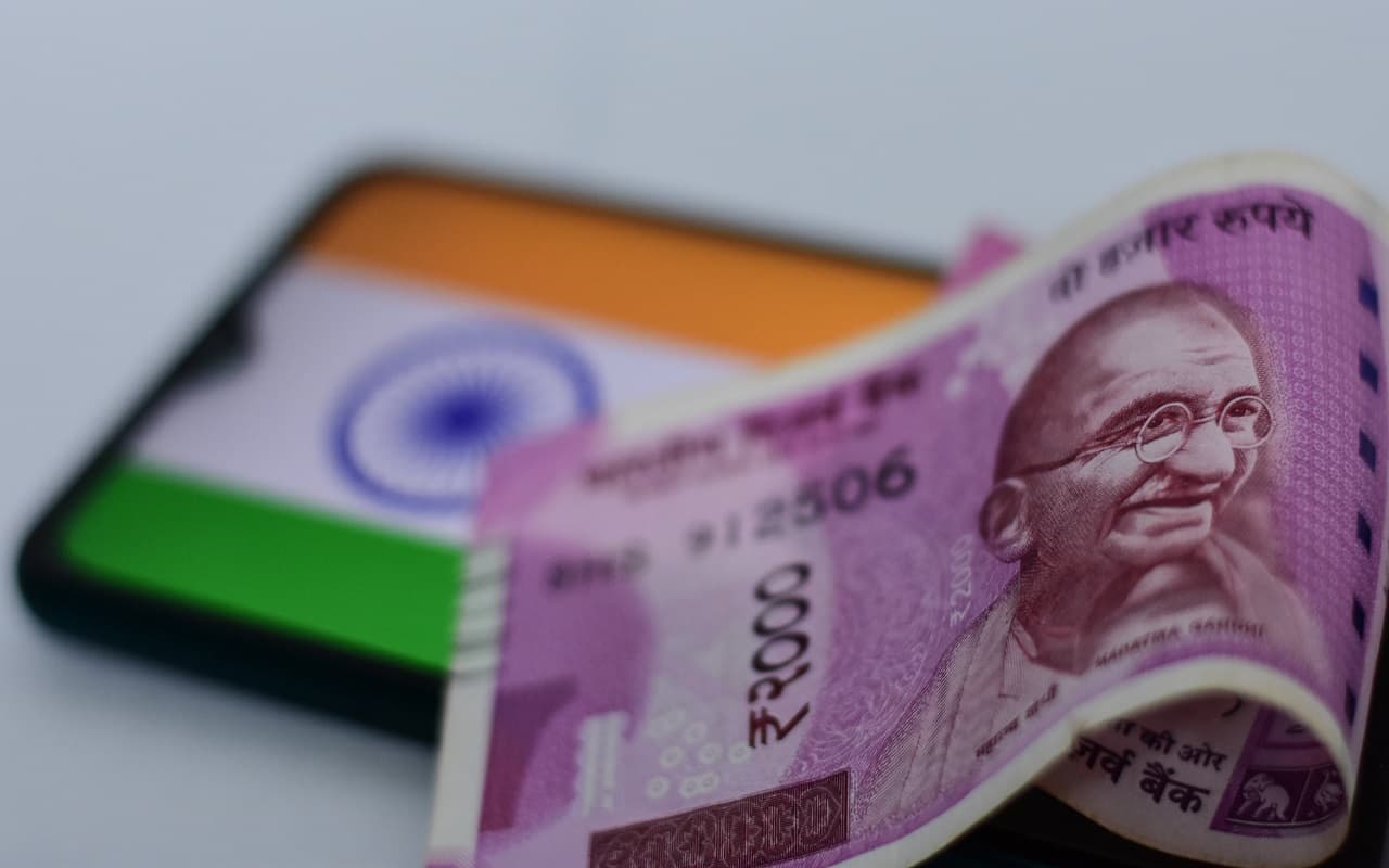 कहां छपते है बैंकनोट, नोटों पर कब छपी गांधी जी की तस्वीर? जानिए भारतीय करेंसी से जुड़ी 10 रोचक बातें