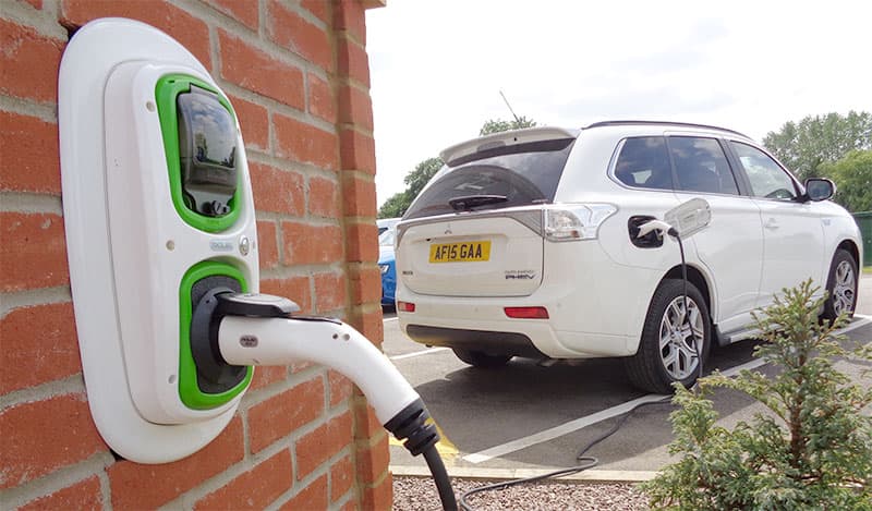 Electric Vehicles की दुनिया में टाटा का नया कीर्तिमान, सफलतापूर्वक 62,000 ईवी चार्जर इंस्टाल