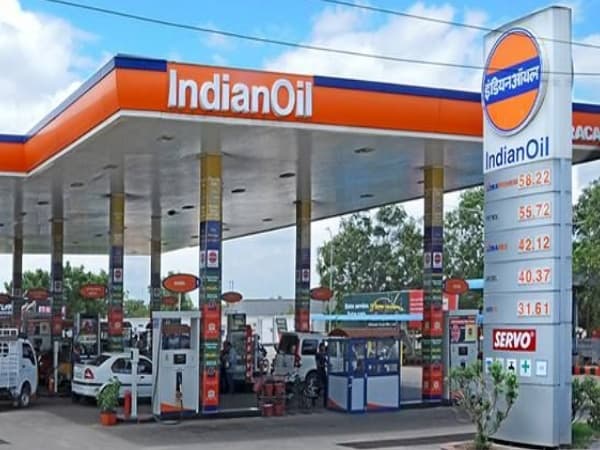 Petrol Diesel Price: पटना- बक्सर में पेट्रोल- डीजल के दाम स्थिर, भागलपुर सहित इन शहरों में  आई कमी, जानें