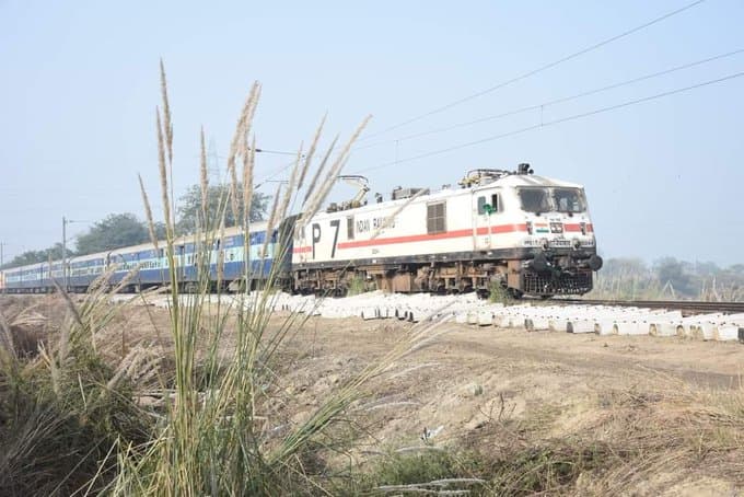 Cancelled Train List: 130 ट्रेनों को रेलवे ने किया कैंसिल, यहां देखें लिस्‍ट
