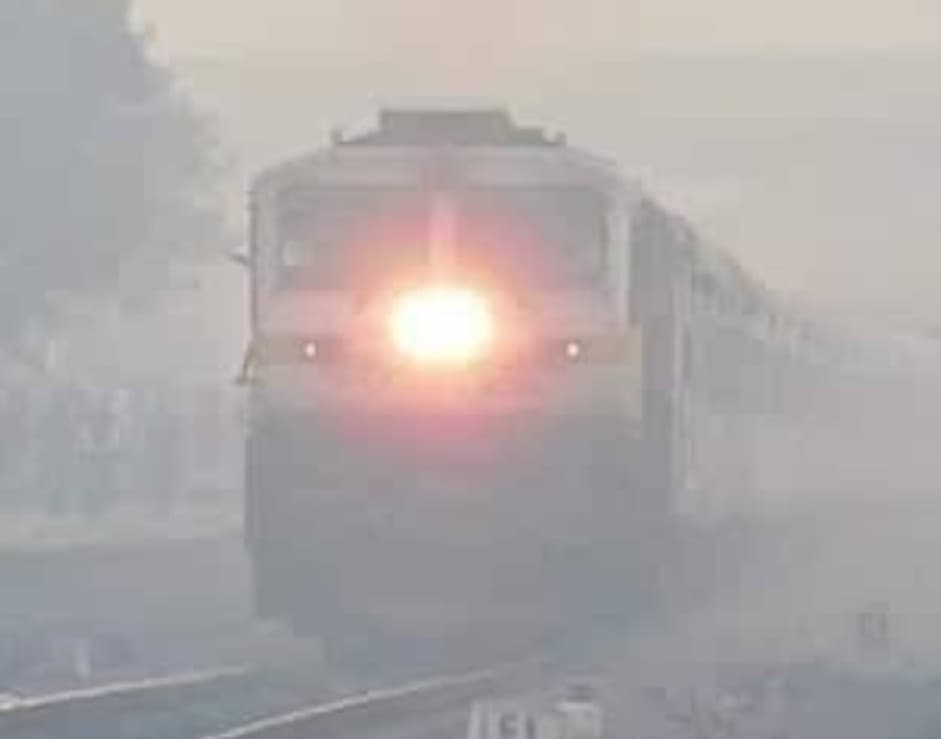 Today Cancelled Train List: 244 ट्रेनों को रेलवे ने किया कैंसिल, देखें लिस्‍ट