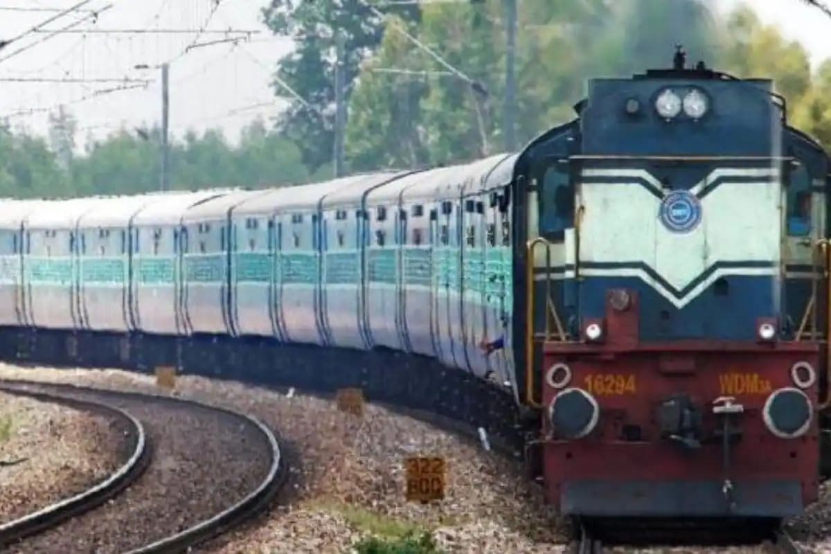 रोलिंग ब्लॉक के कारण प्रभावित रहेंगी रांची रेल मंडल से चलने वाली कई ट्रेनें