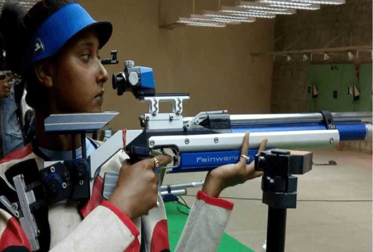 Konica Layak: हत्या या आत्महत्या की गुत्थी में उलझी शूटर कोनिका की मौत, पिता ने कहा बेटी को मिली थी धमकी