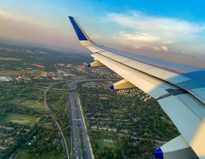 Go First के दो विमानों के इंजन में खराबी के बाद उड़ान भरने से रोका गया