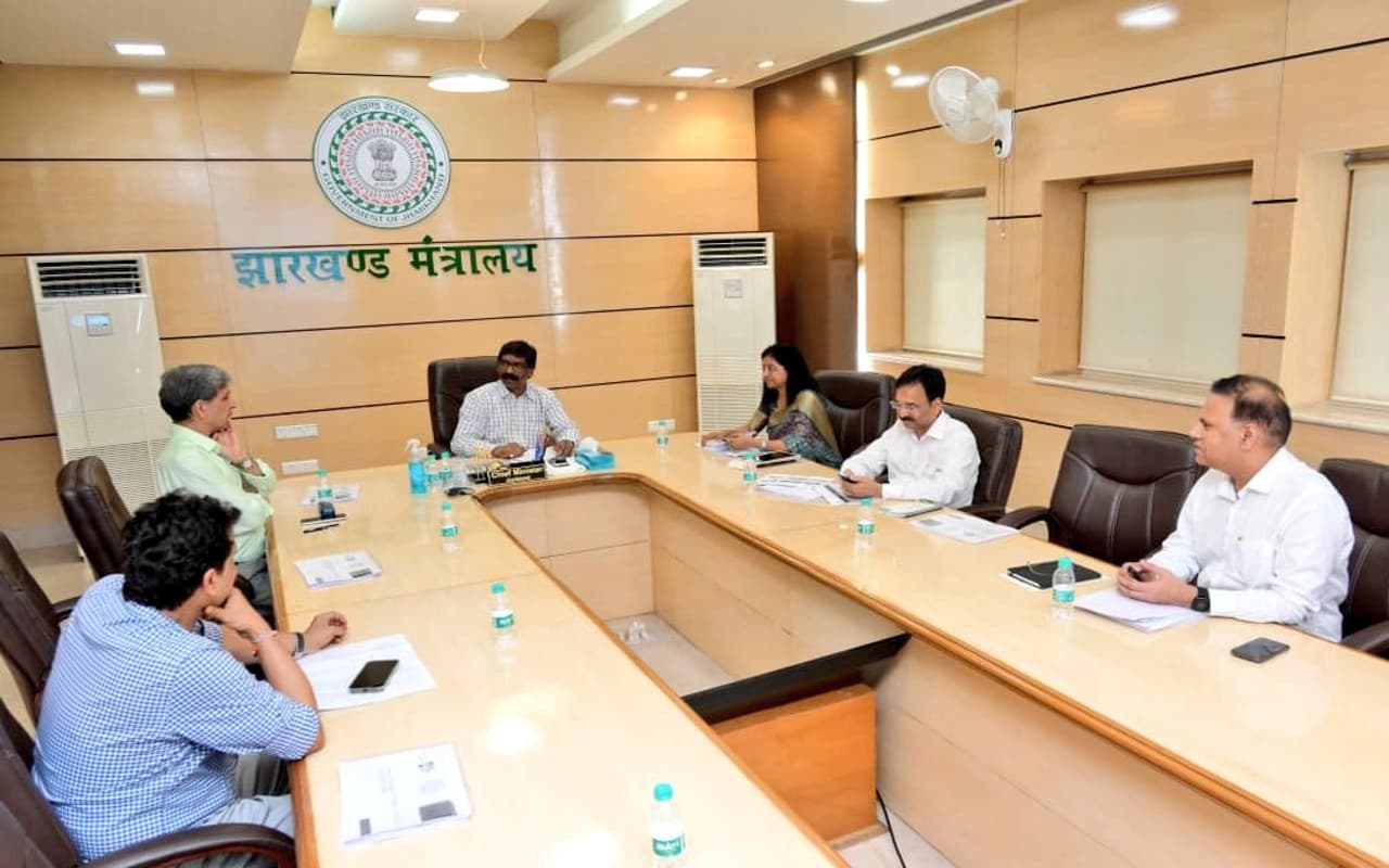सीएम हेमंत सोरेन ने मेक इन झारखंड पाॅलिसी की समीक्षा की, छोटे उद्योगों को बढ़ावा देने के लिए किये कई प्रावधान