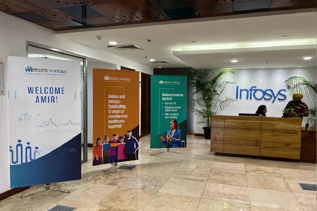 इंफोसिस के कर्मचारियों को जोर का झटका, पहली तिमाही के लिए कंपनी ने वैरिएबल पे घटाकर किया 70 फीसदी