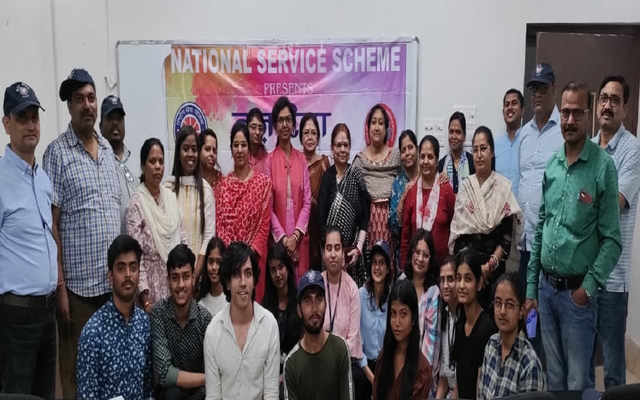 अंतरराष्ट्रीय महिला दिवस पर बीआईटी लालपुर में वाद-विवाद प्रतियोगिता, महिलाओं में आत्मविश्वास बढ़ाने पर जोर