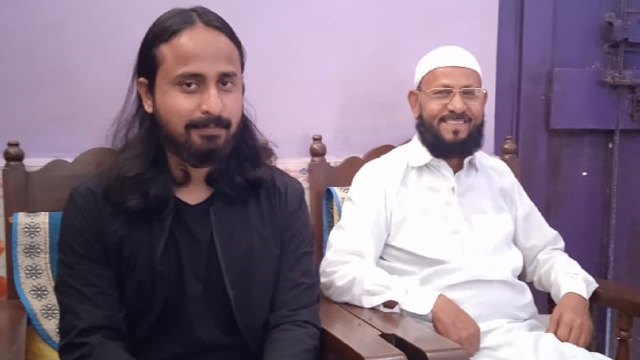 Jharkhand News: Google में सॉफ्टवेयर इंजीनियर इरफान भाटी को 40 लाख का पैकेज, कम उम्र में सफलता का ये है मंत्र Jharkhand News: Google में सॉफ्टवेयर इंजीनियर इरफान भाटी को 40 लाख का पैकेज, कम उम्र में सफलता का ये है मंत्र