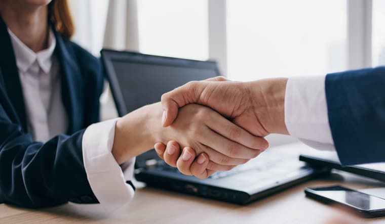 लॉकडाउन में है नौकरी जाने का डर, पर आप सुधार सकते हैं अपनी आर्थिक हालत, आइए जाने कैसे