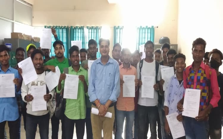 पूर्वी सिंहभूम के चाकुलिया आईटीआई के 47 स्टूडेंट्स का हुआ प्लेसमेंट, जय भारत मारुति लिमिटेड ने दी नौकरी
