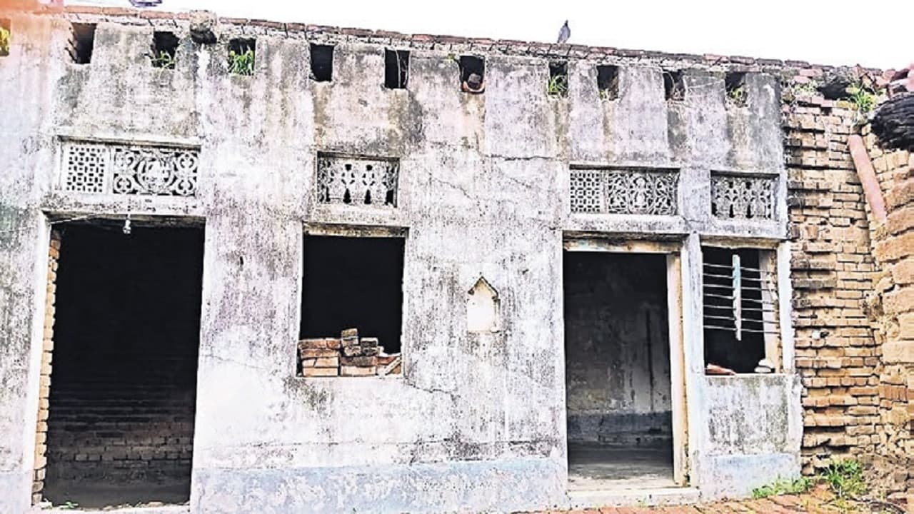 Independence Day: ब्रह्मदेव बाबू ने जेल में यातनाएं सह जान दे दी, पर सिर नहीं झुकाया