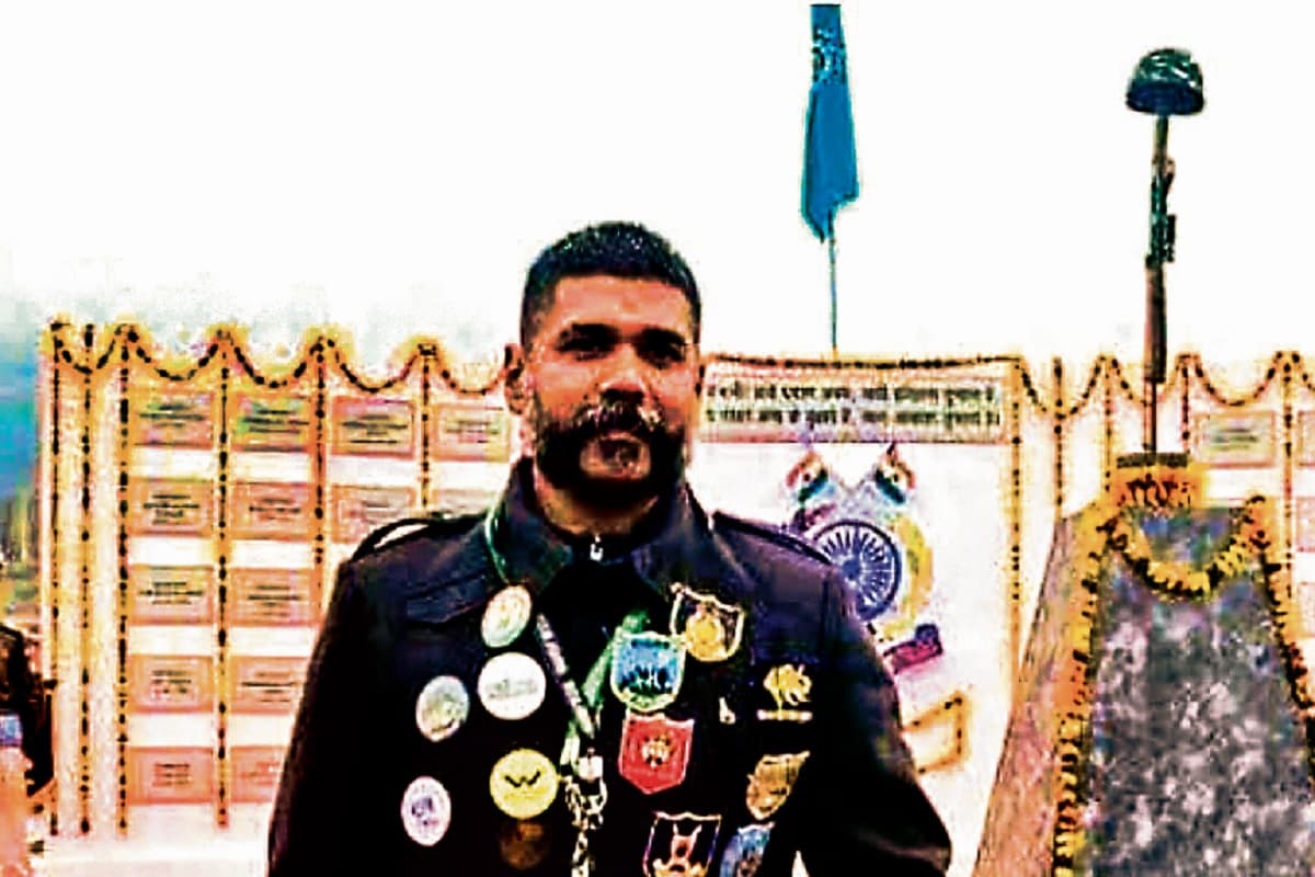 झारखंड दौरे पर पहुंचे उमेश गोपीनाथ ने स्कूल बंद कर की 1.20 लाख किमी की यात्रा, ऐसे मिली प्रेरणा