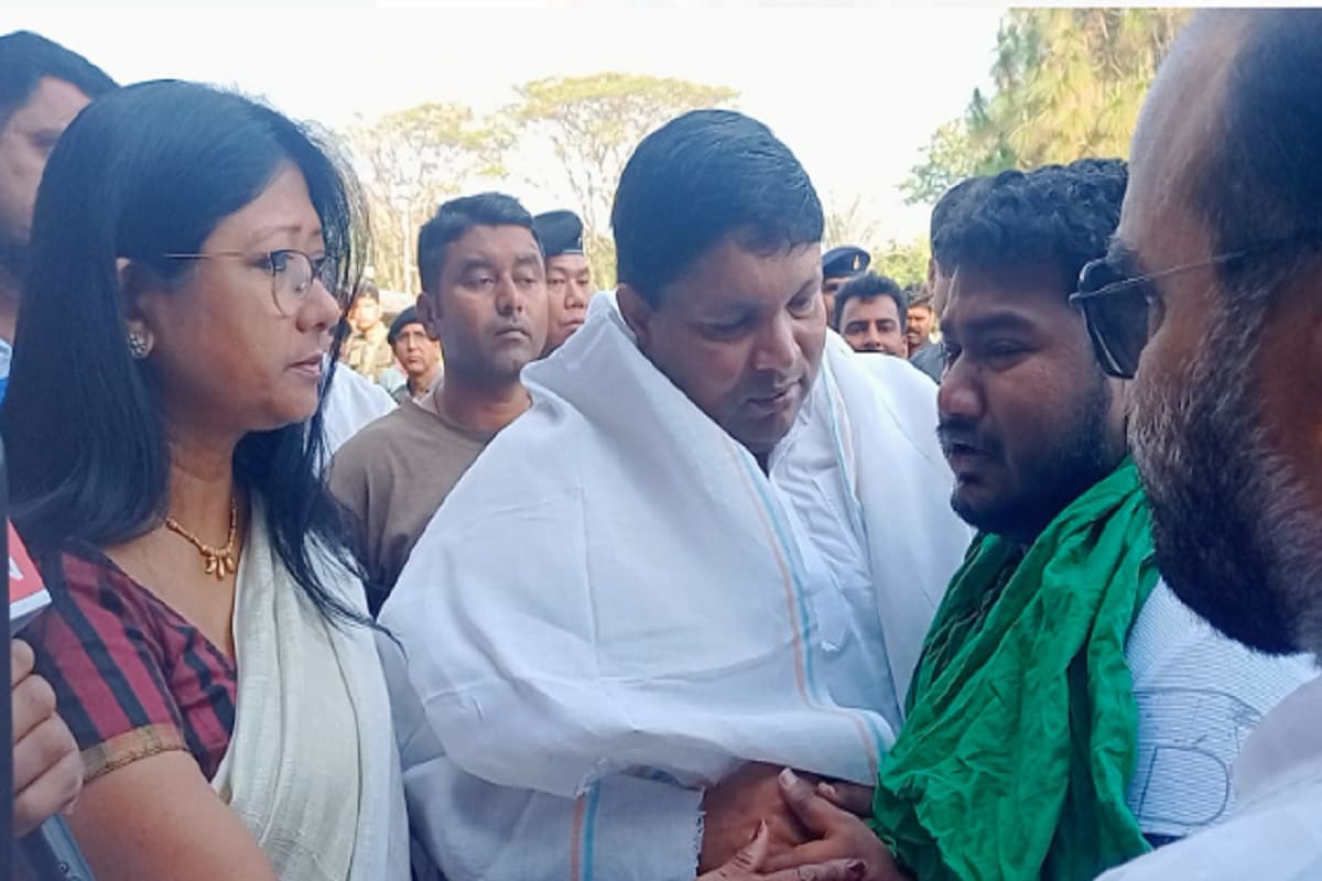 झारखंड के शिक्षा मंत्री का पार्थिव शरीर पहुंचा रांची, बेटे ने कहा- ठीक ही थे पिता.....