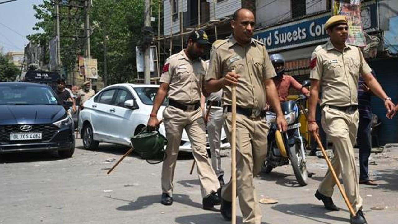 Delhi Violence: जहांगीरपुरी हिंसा के 5 आरोपियों पर गृह मंत्रालय ने की बड़ी कार्रवाई, लगाया NSA