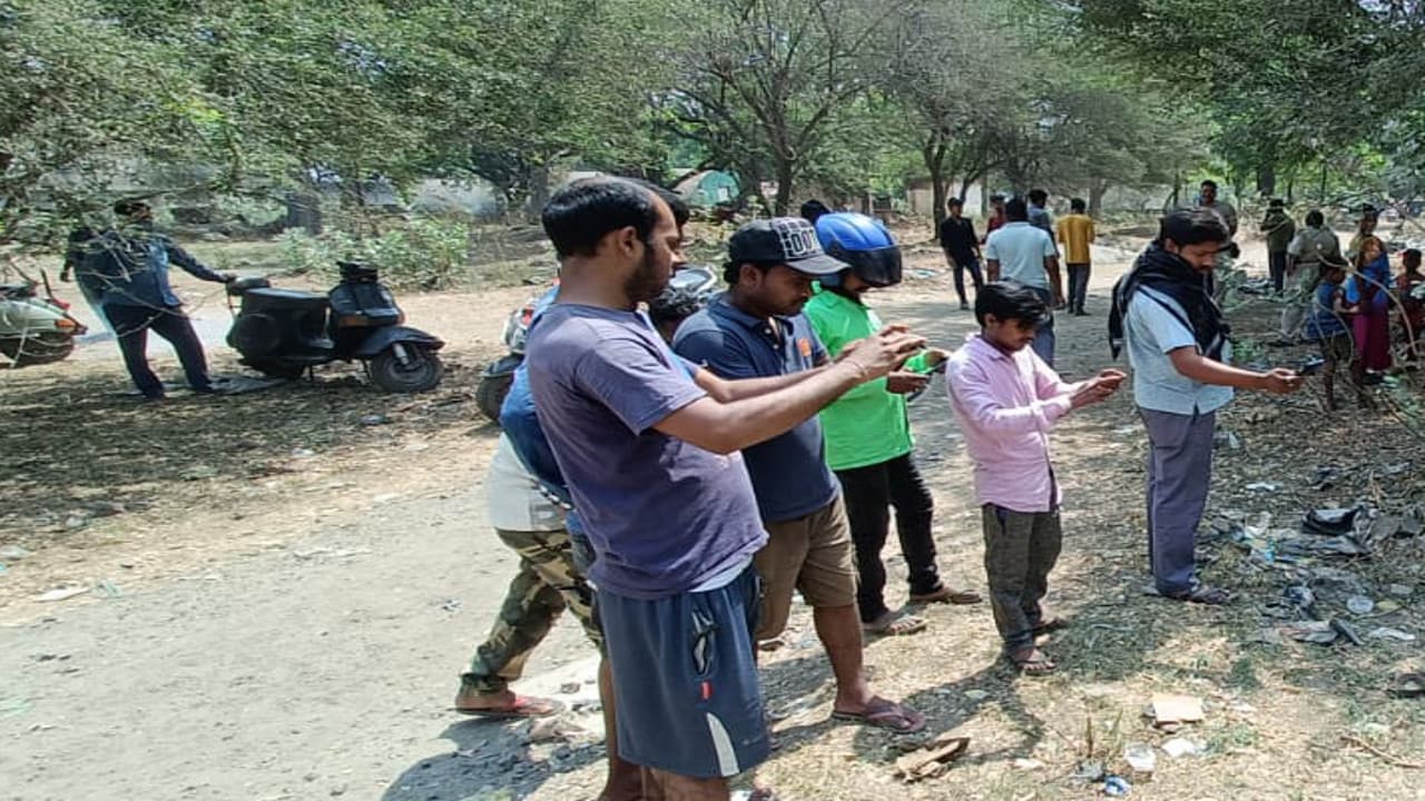 रात के अंधेरे में जाल लेकर घूमता रहा वन विभाग, दिन के उजाले में मारा गया लकड़बग्घा, जानें पूरा मामला