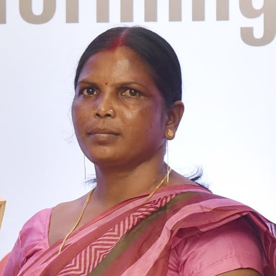 जितनी भी बाधा आये महिलाएं हिम्मत न हारें, आगे बढ़ें : पद्मश्री जमुना टुडू