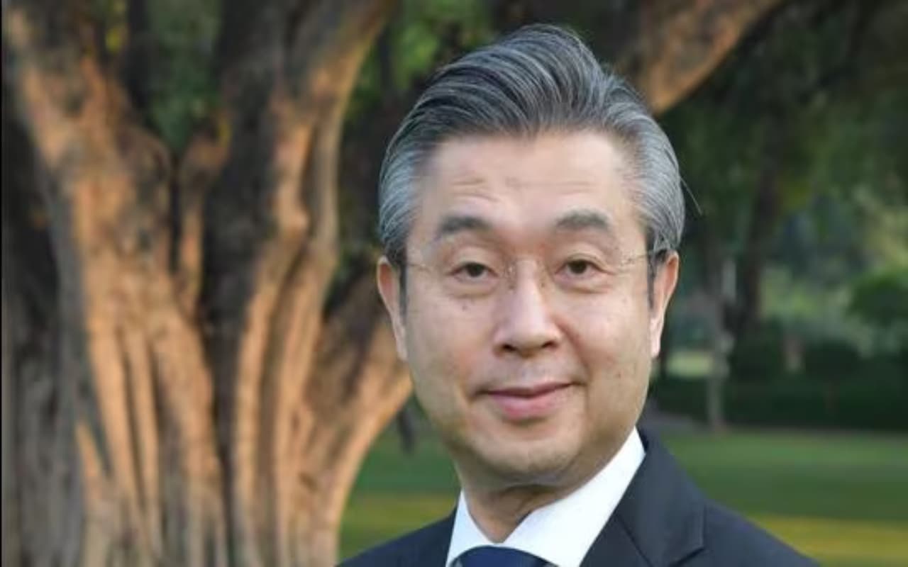 वड़ा पाव खाने में पत्नी से हारे जापान के राजदूत, पीएम मोदी ने दी मजेदार प्रतिक्रिया