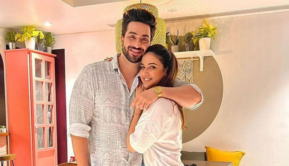 जैस्मिन भसीन ने खरीदा नया घर, तसवीर शेयर करते हुए एली गोनी ने कहा- आप पर गर्व है...