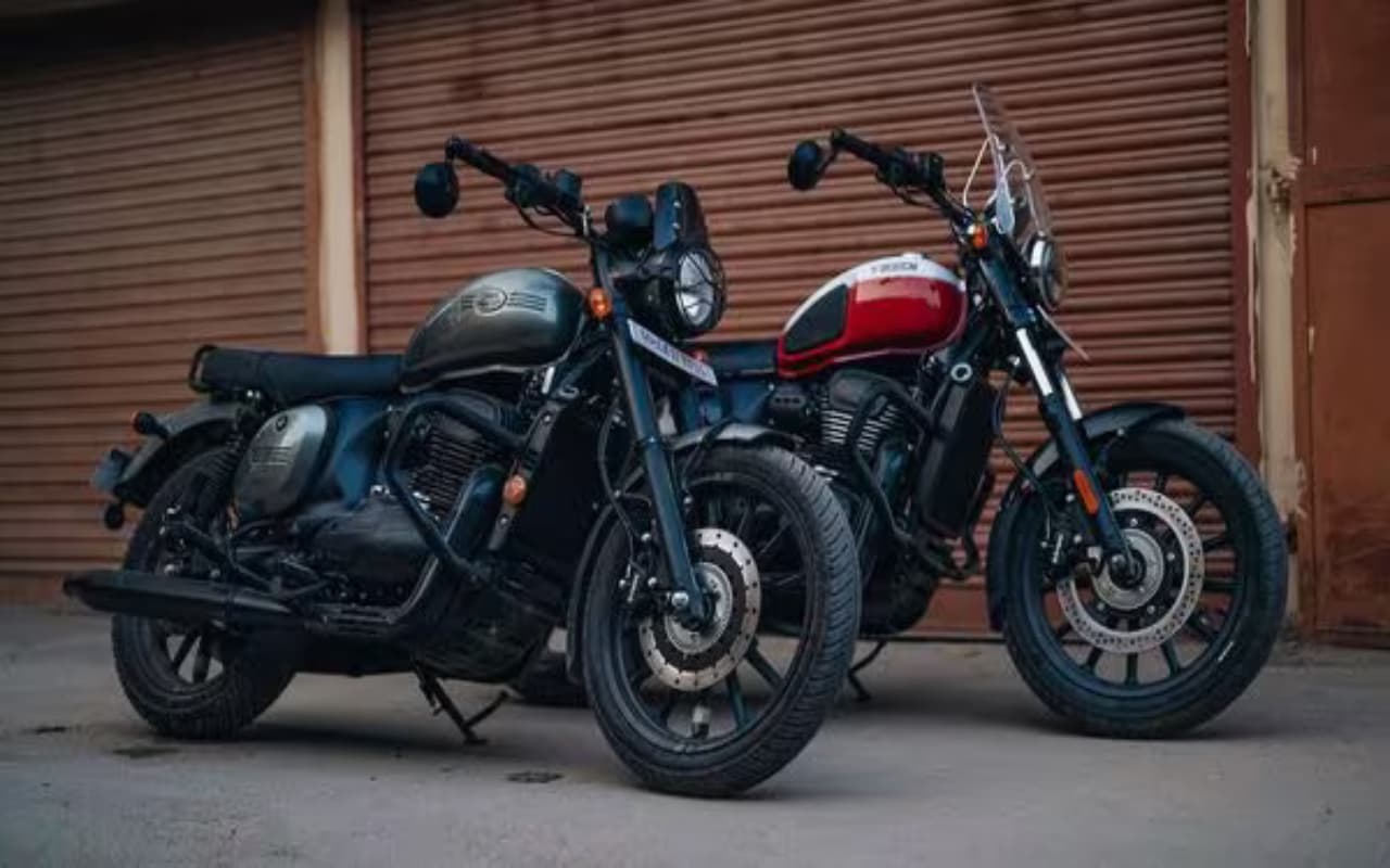 Jawa 42 और Yezdi Roadster को नये कलर ऑप्शंस के साथ मिले कमाल के फीचर्स, पाएं कीमत और स्पेक्स की पूरी जानकारी
