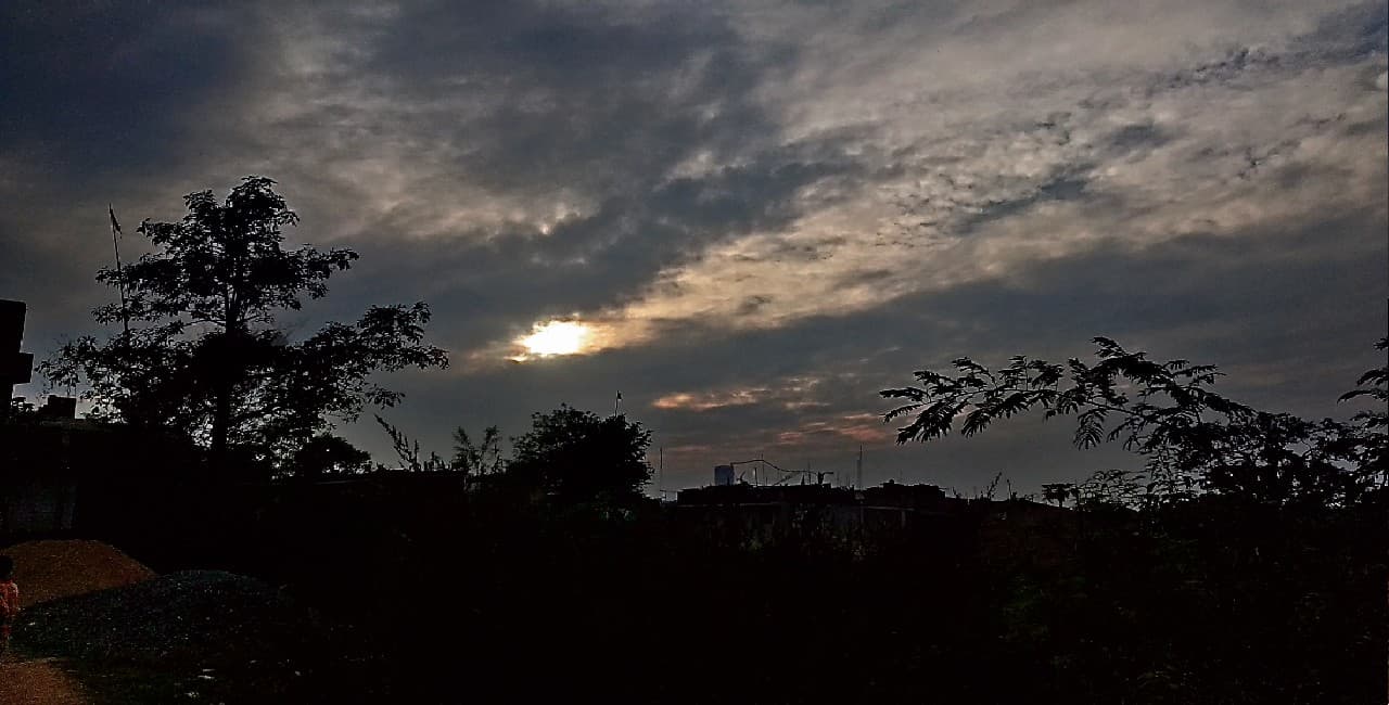 Effect of Jawad in Jharkhand: जमशेदपुर में बारिश, रांची समेत आज इन इलाकों में हो सकती है भारी बरसात